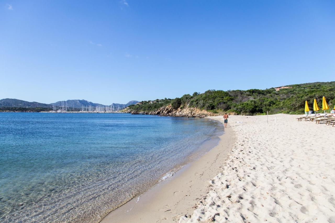 Hotel Li Graniti Baja Sardinia Buitenkant foto